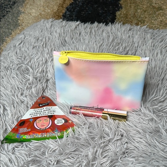 IPSY Beauty Set Pastel Ipsy Bag w/Lip Gloss, Lip Glaze & Jelly Face Mask BUNDLE - Picture 7 of 7